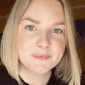 Meet your Posher, Carissa